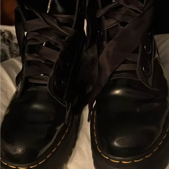 Dr. Martens Black Leather Boots with Yellow Stitching Molly - Picture 1 of 10